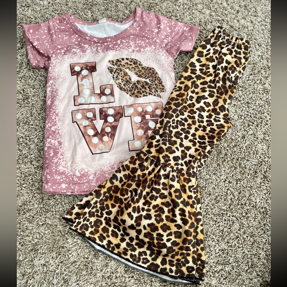 Girls 2T boutique outfit super cute!